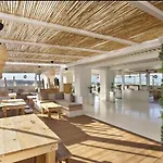 Elegant Next To The Sea! Apartment *