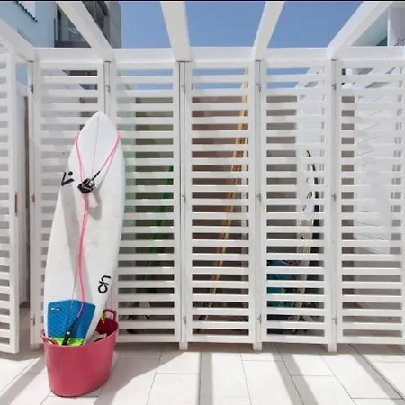 Modern Pool Apartment With Rooftop Terrace Апартаменты