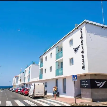 Elegant Next To The Sea! Corralejo