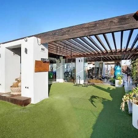 Modern Pool Apartment With Rooftop Terrace
